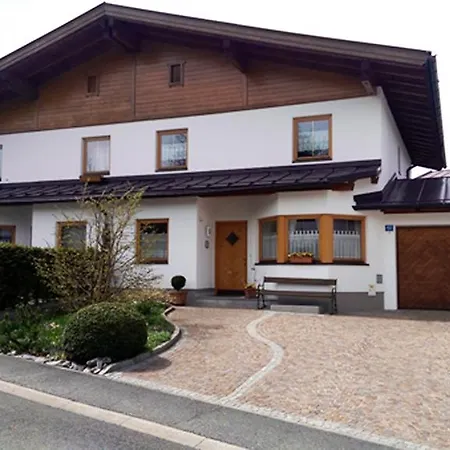 Haus Aschenwald קיצביהל
